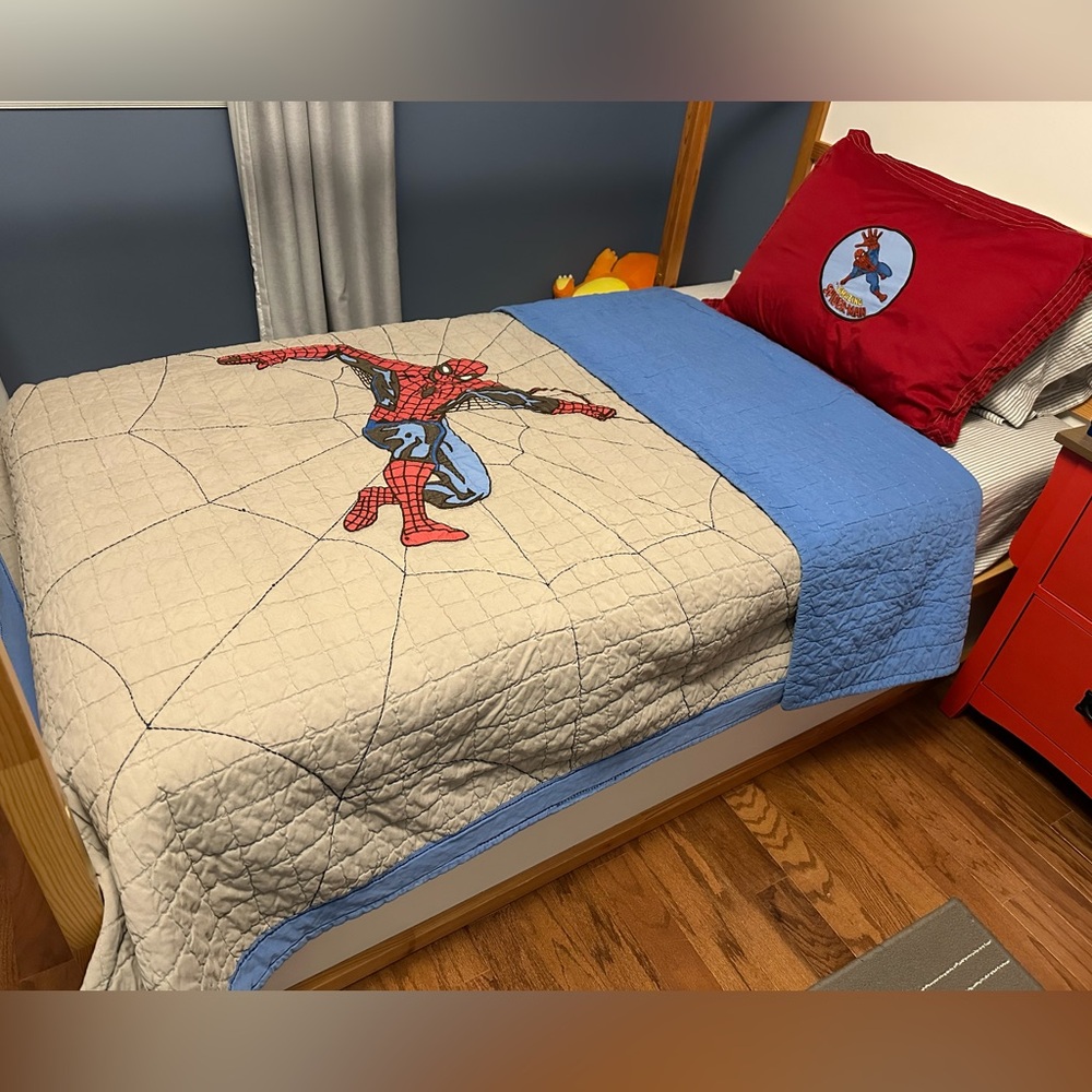 Pottery Barn Kids Spider-Man Quilt Set